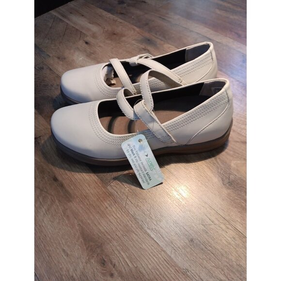 Apex Women's Janice  Leather  Mary Jane Shoe Flat Size 6.5 Wide Nwt - Picture 4 of 8